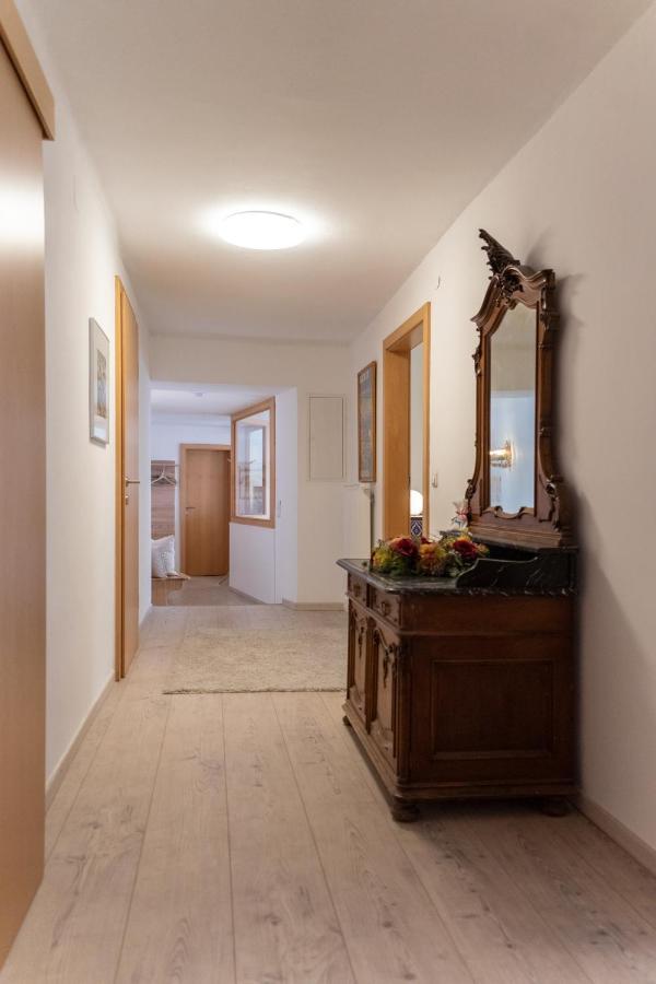 Modern Apartment In The City Center Of Bad Ischl Bagian luar foto